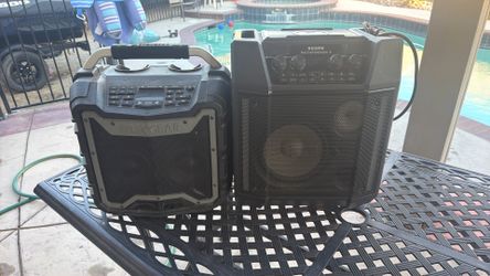 speakers