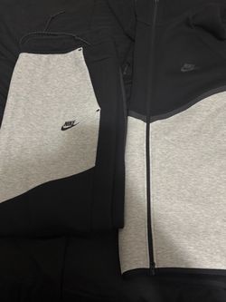 Nike tech outfit