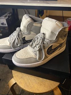 Air Jordan 1 Dior