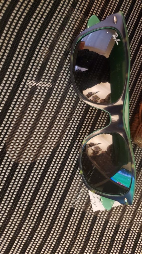Free sun glasses if you buy any stuff from my page