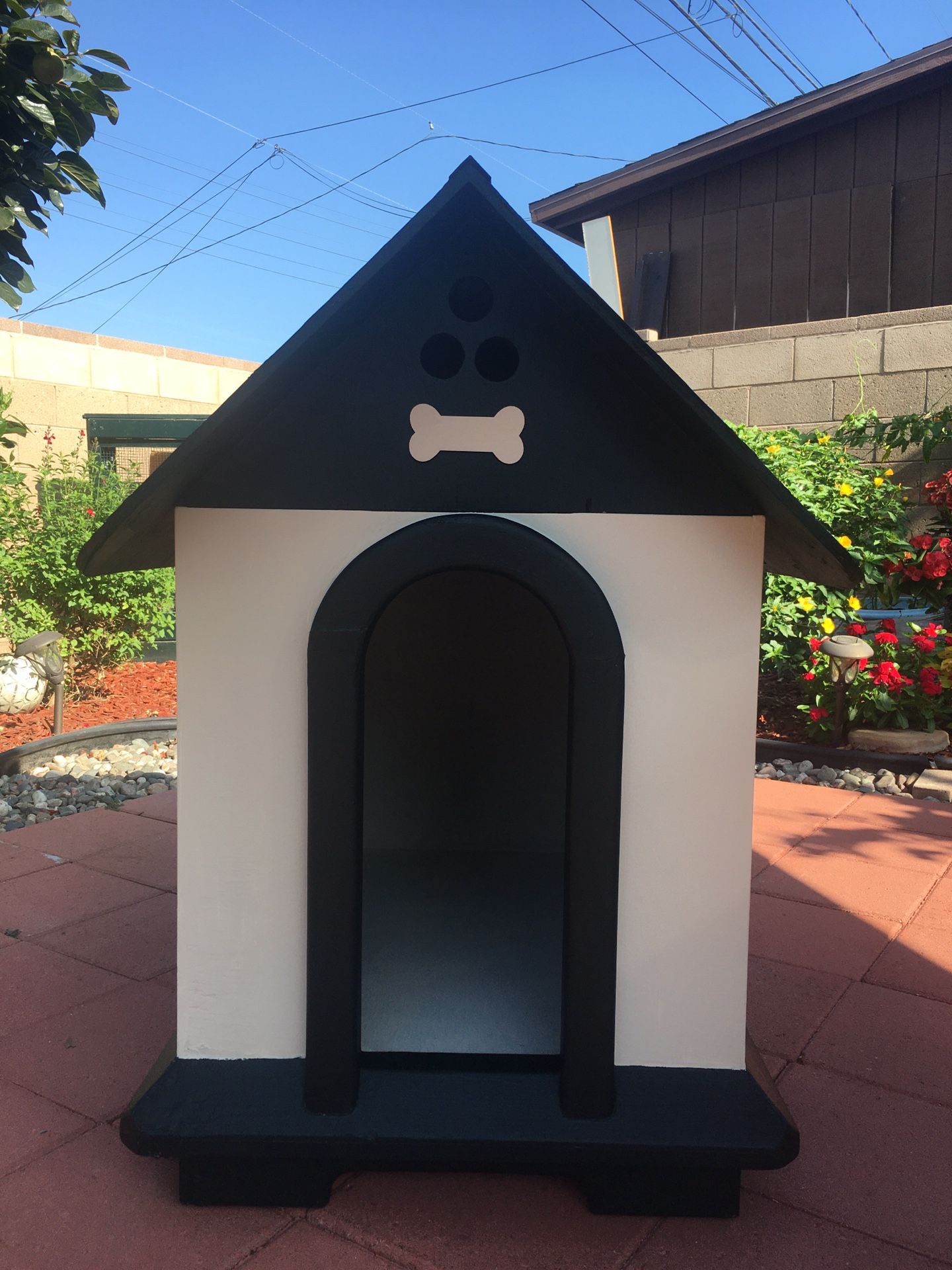 Dog house