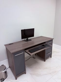 Monitor, headset, mouse, keyboard