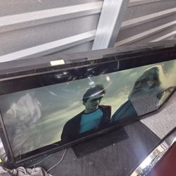 55 Inch Vizio Tv W Remote N Roku,  Can Deliver For Xtra $5