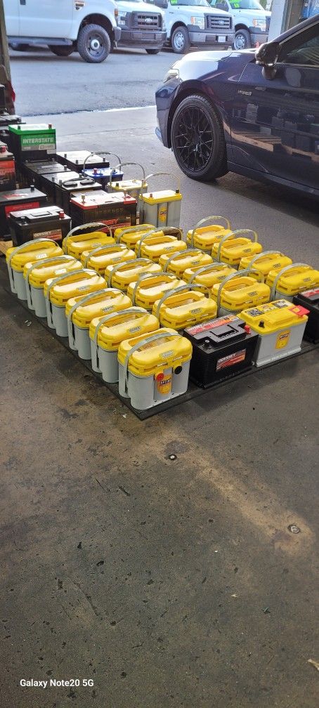 OPTIMA Batteries OPT8014-045 8014-045 D34/78 YellowTop Dual Purpose car truck Battery. Bateria Para Carro Camioneta
PRICE IS FIRM. Optima yellow top