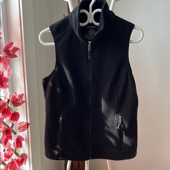 LL Bean Black Womens Vest