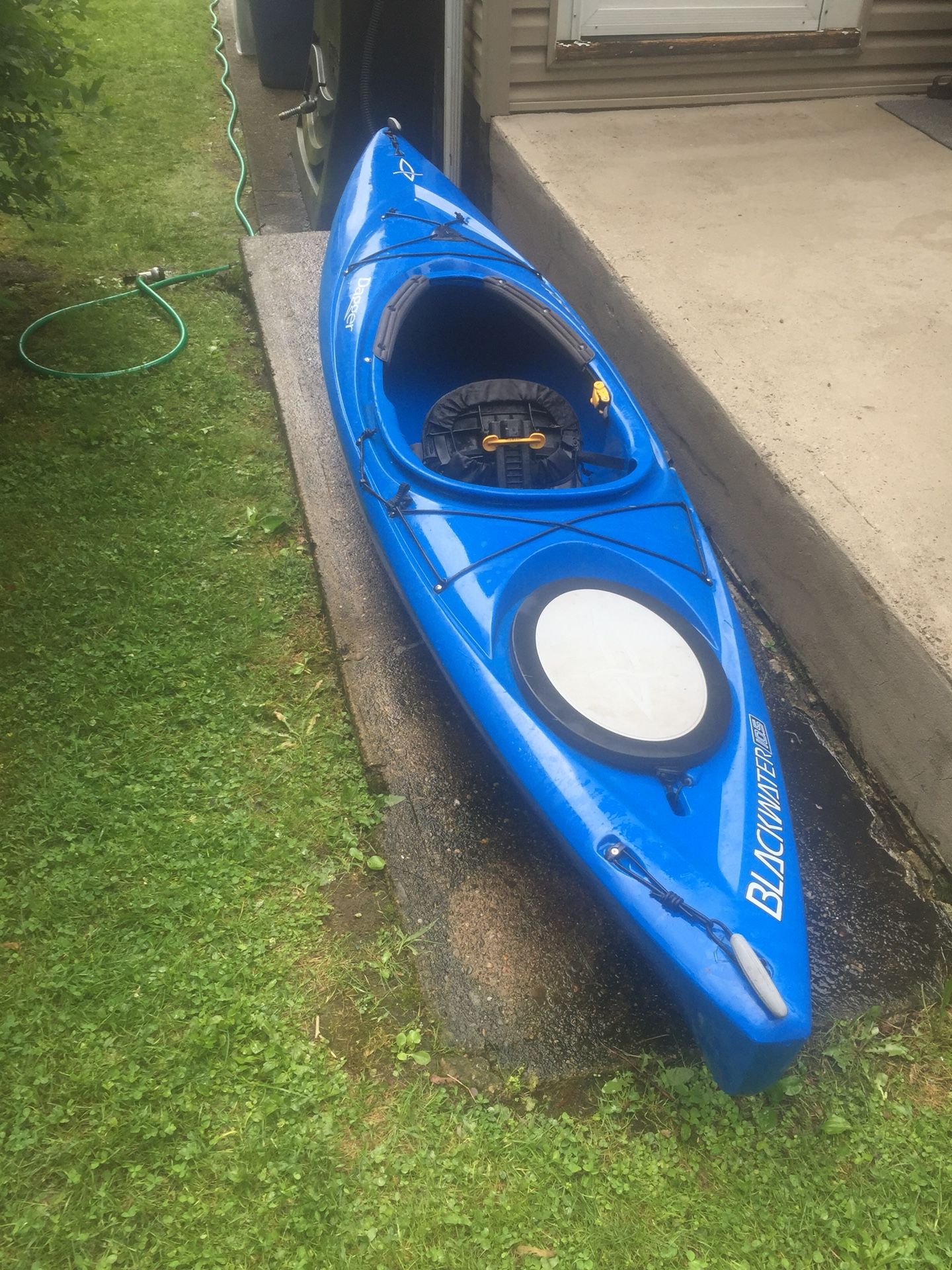 Dagger Blackwater 10.5ft Kayak with Paddle