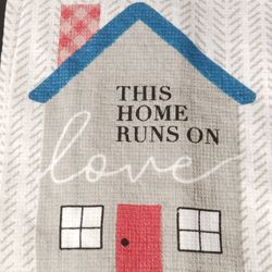 New 2 Piece Set Kitchen Hand Dish Tea Towels House Decor This Home Runs On Love 