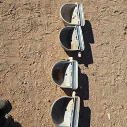 (4) Automatic Waterers 