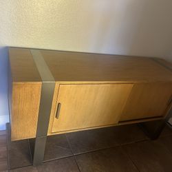 La-Z-Boy Modern Solid Wood Console/Entertainment Center/Sofa Table