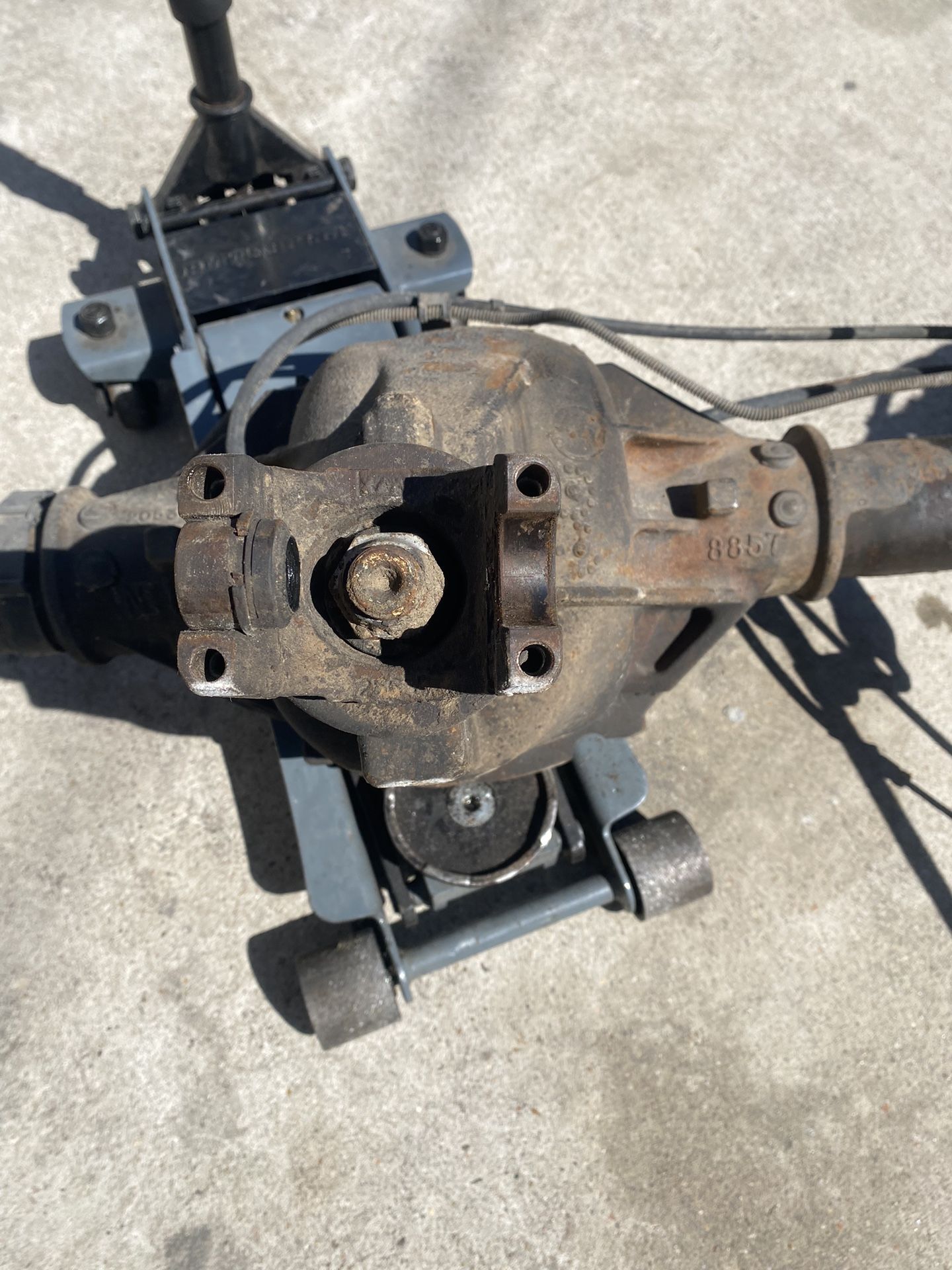 Tahoe . Gmc Sierra Chevy 1500 Rear Differential Axle