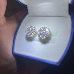 Gold Diamond Earrings 