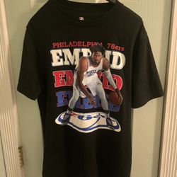 Sixers Men's T-shirt Size Large 