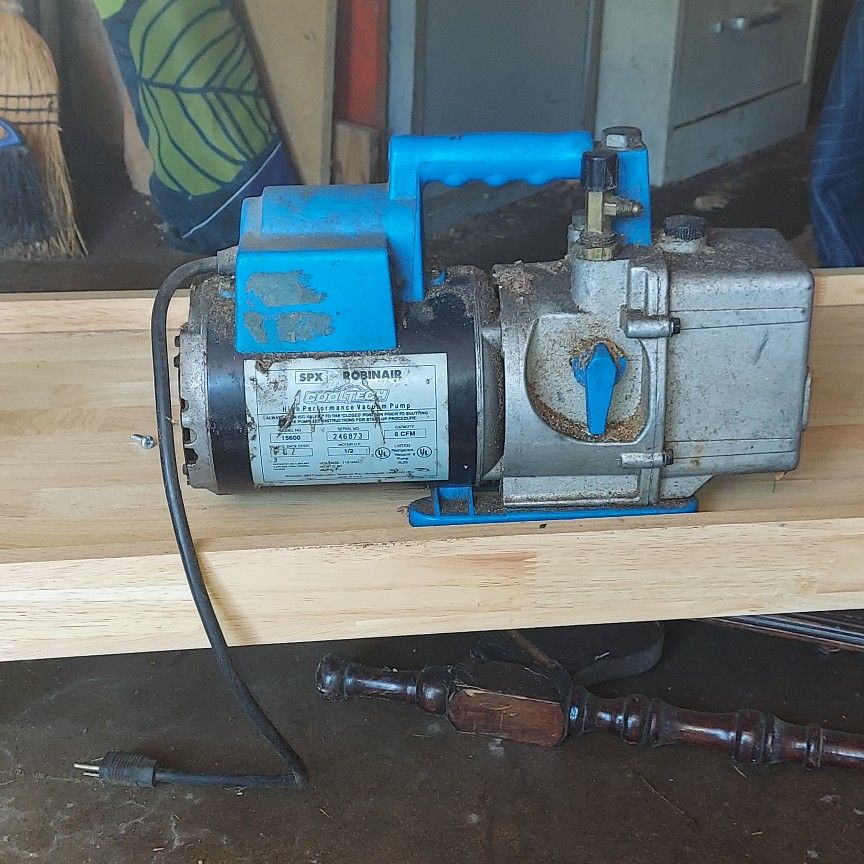 VACUUM PUMP- ROBINAIR SPX