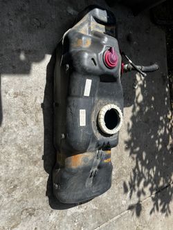 2010 Toyota Tacoma Fuel Tank🔥