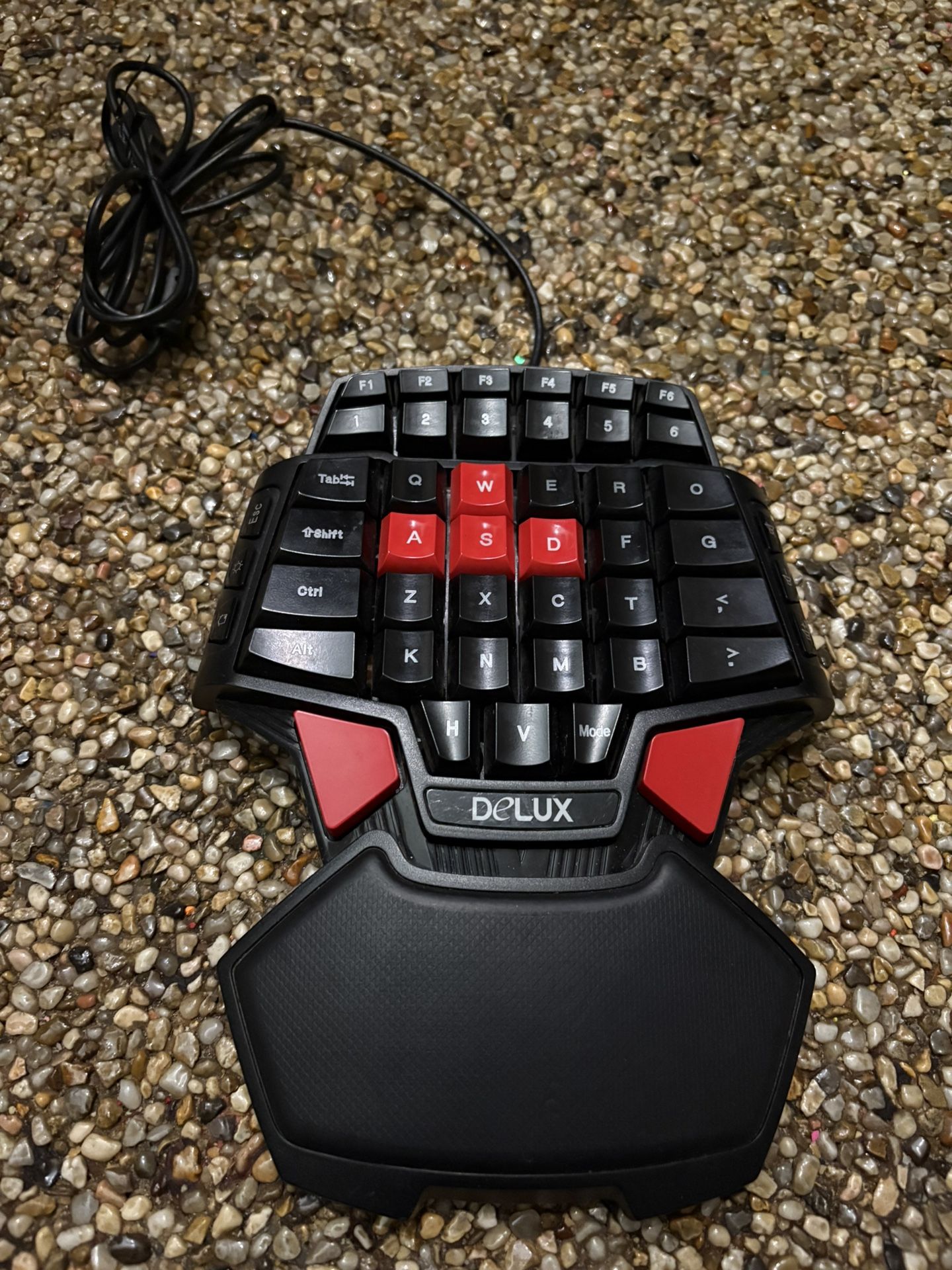 Deluxe T9 46 Key One Handed Ergonomic Professional Gaming Keyboard 