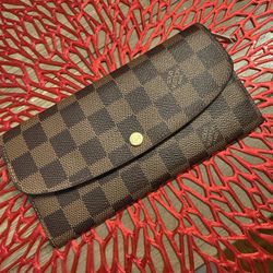 Louis Vuitton Wallet 