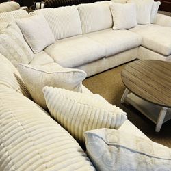 Stunning Deep Chaise Sectional!