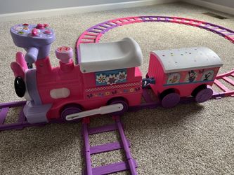 Disney Minnie Ride On Train With Tracks and Box