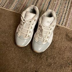 Allen Iverson Question Low Top Size 10 