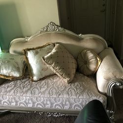 Mcferran Loveseat
