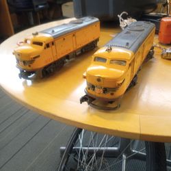 Vintage Lionel 2023 And 202 P ostwar Locomotives
