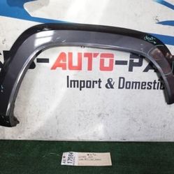2broken clips 2016 - 2021 TOYOTA TACOMA FRONT RIGHT FLARE FENDER ARCH MOLDING OEM