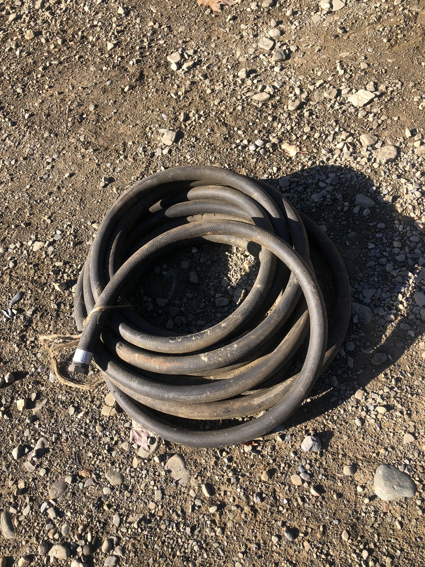 condition: good 50 FT BLACK INDUSTRIAL 1 IN. RUBBER HOSE 200 PSI ONLY $75 RETAILS OVER $200