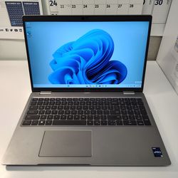 FAST FAST DELL 12th Gen Laptop/Core i5/10 CORES/32GB Ram/512GB SSD/Backlit Keyboard/HDMi/Windows 11/Warranty