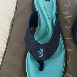 Nike Women Sandals