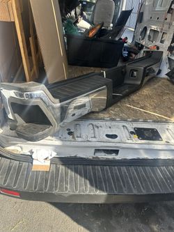 2023 2024 2025 Ford F-250-350 Super Duty Rear Bumper Oem