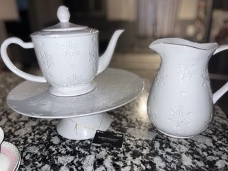 Never Used Pitcher/cake Stand/ Teapot Set