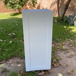 Kitchen Cabinet 18”. x 42”