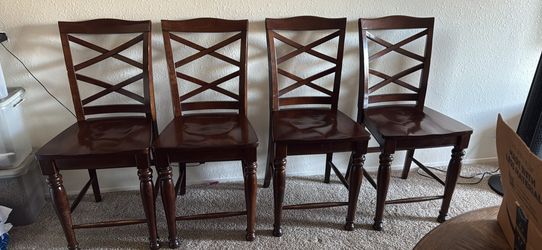 4 barstool chairs