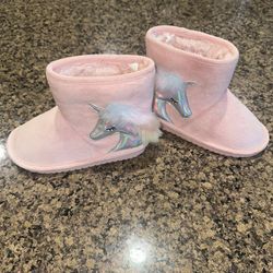 Children Place Unicorn Fuzzy Boot Size 9