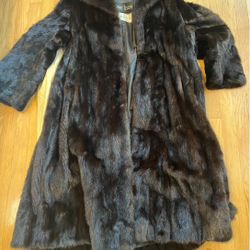 Genuine Black Mink Fur Coat/ Drape With Exquisite Craftsmanship 