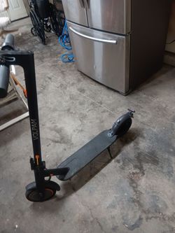 VOLPAM ELECTRIC SCOOTER