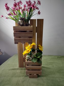 Wooden 2 tier box for flower pots to hang on wooden fence