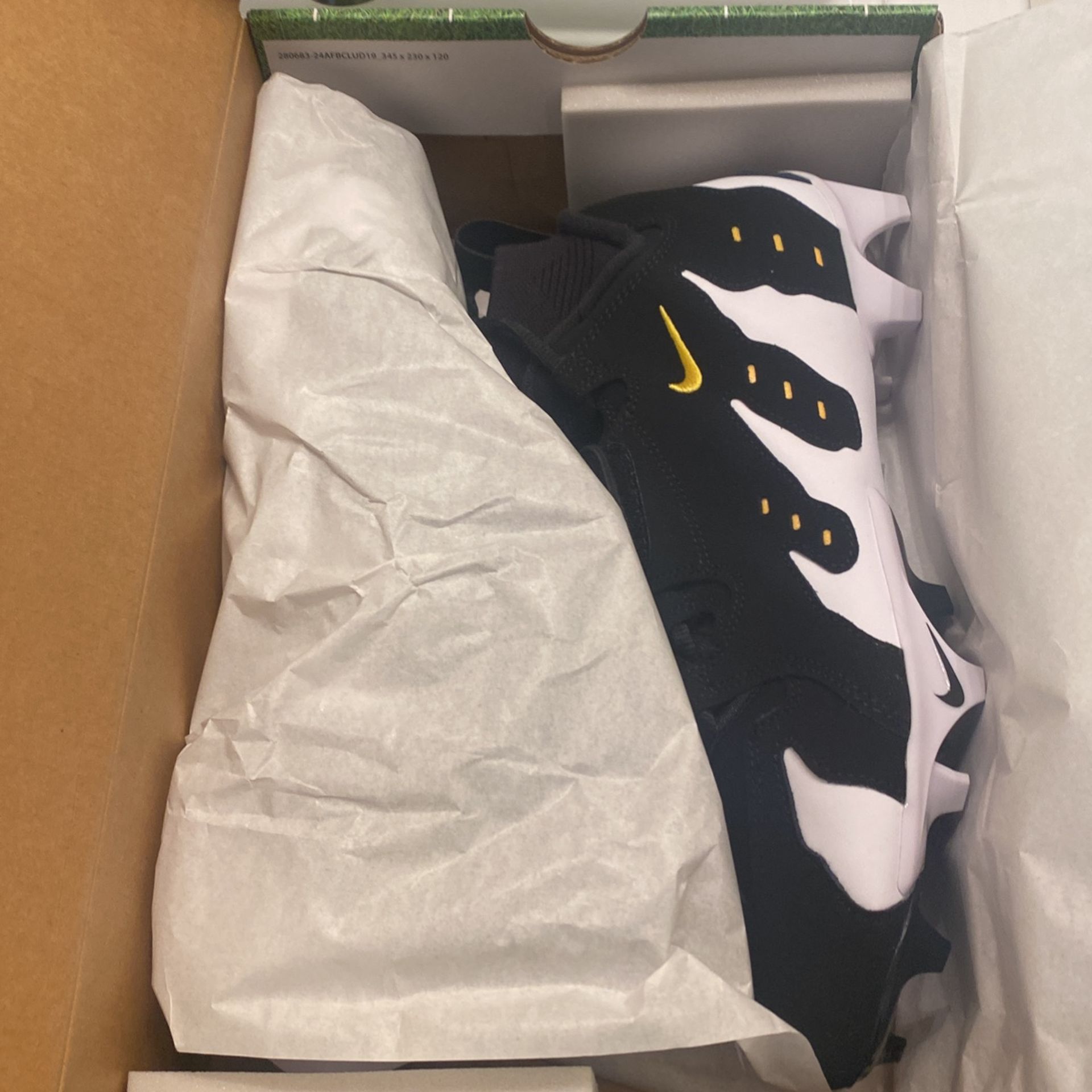 Nike Deion Sanders Diamond Turf Football Cleats
