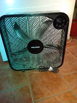 20 Inch Pelonis Black Box Fan