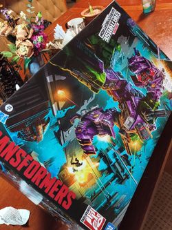 Transformers Generations Earthrise Scorponok Figure