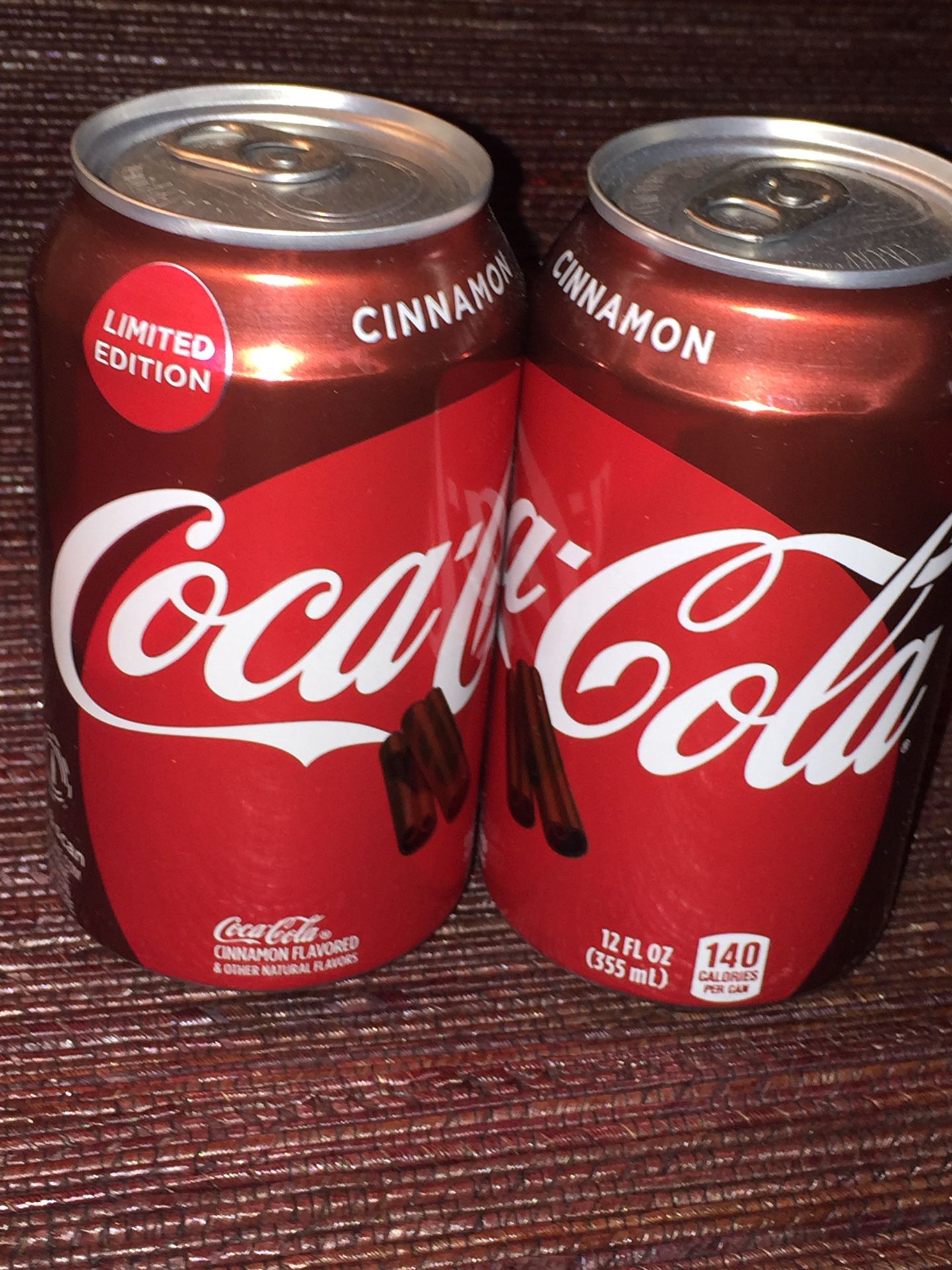 New Limited Edition Coca-Cola Cinnamon Flavor 12oz Coke Cans Drinks Soda Pop Unopened Holiday 2019 Cokes 2