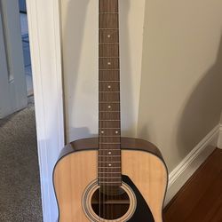 Yamaha F325D Acoustic Guitar