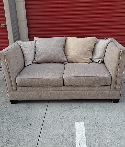 Loveseat