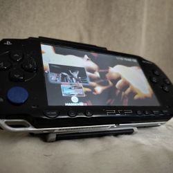 PSP Modded With Games Digital