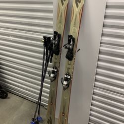 Apache Outlaw Skis 167 Cm With Poles