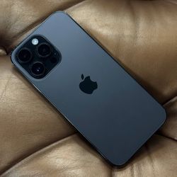 Apple iPhone 14 Pro Max 128GB Unlocked 6.7" - (Black) A2651 Used BH 86%