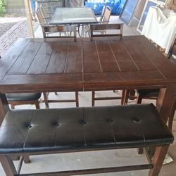 Dinner Table 