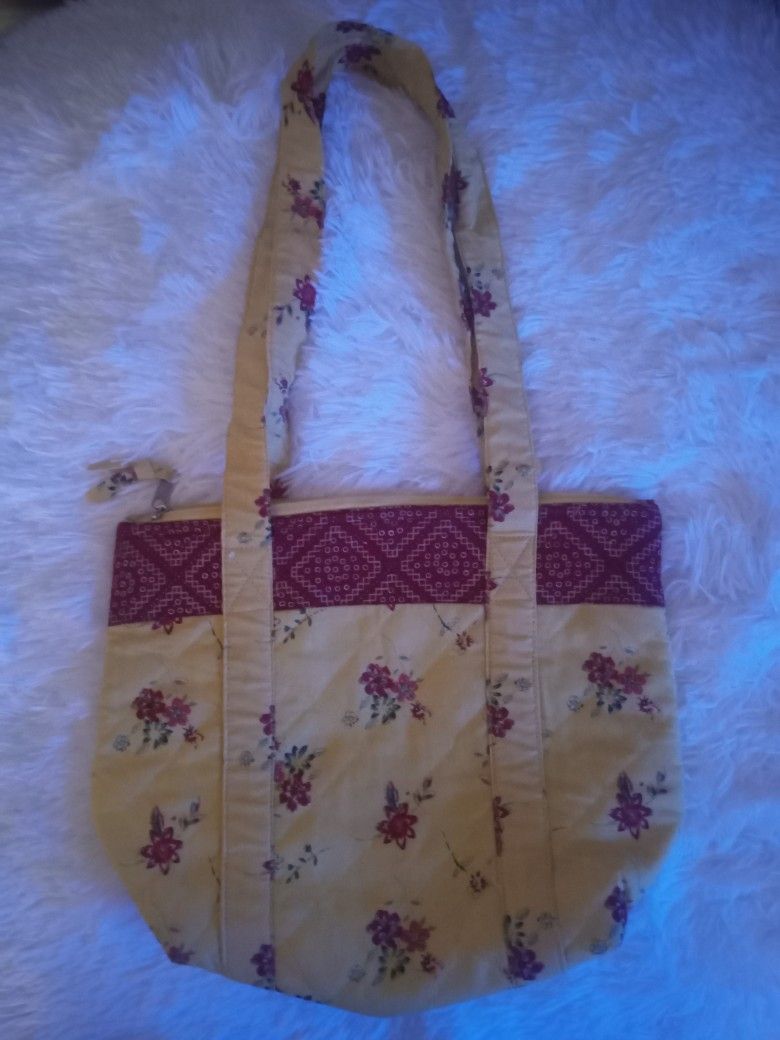 Nice Flower Decorated Material Bag