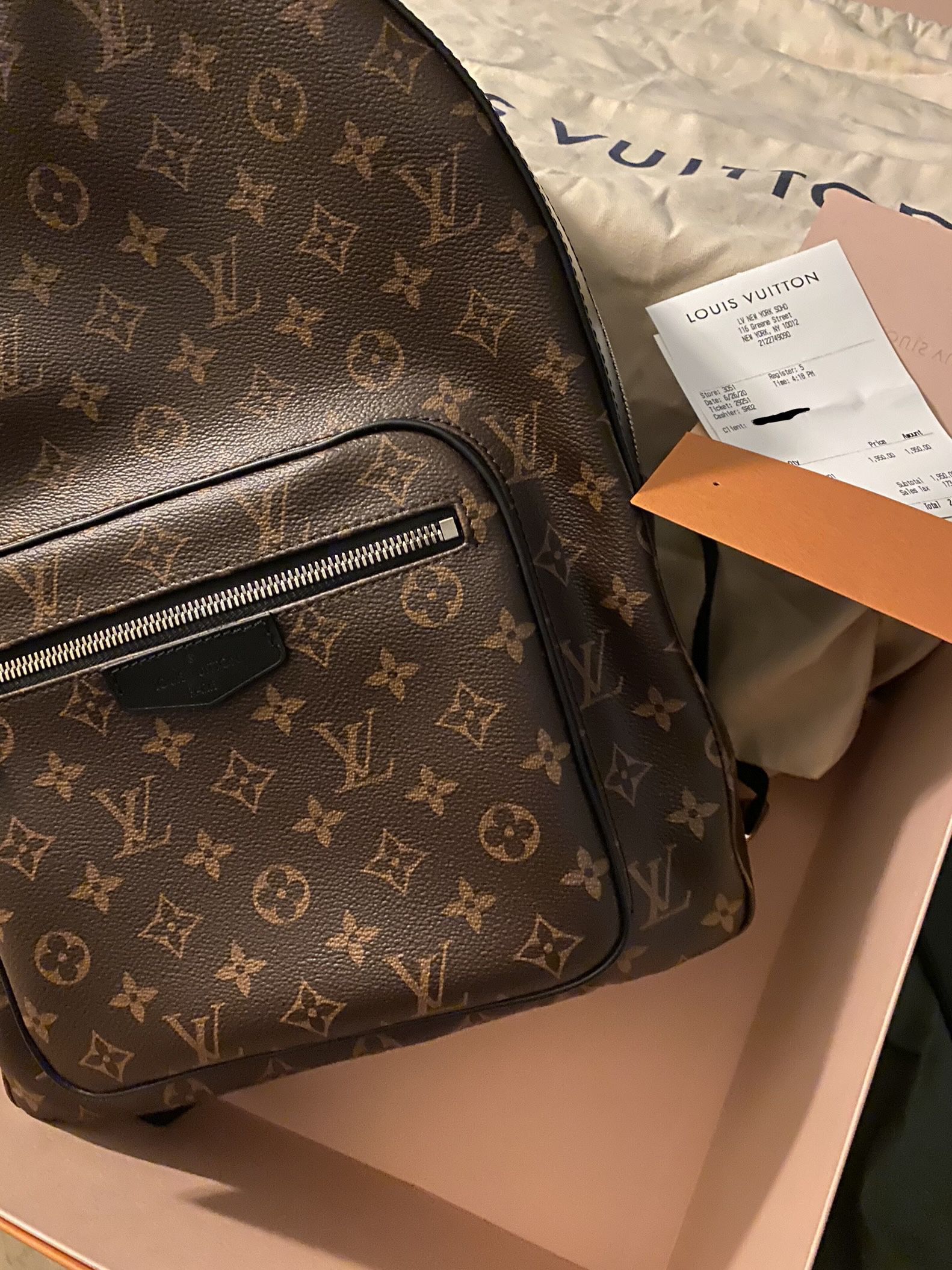 Louis Vuitton toiletry pouch pm for Sale in New York, NY - OfferUp