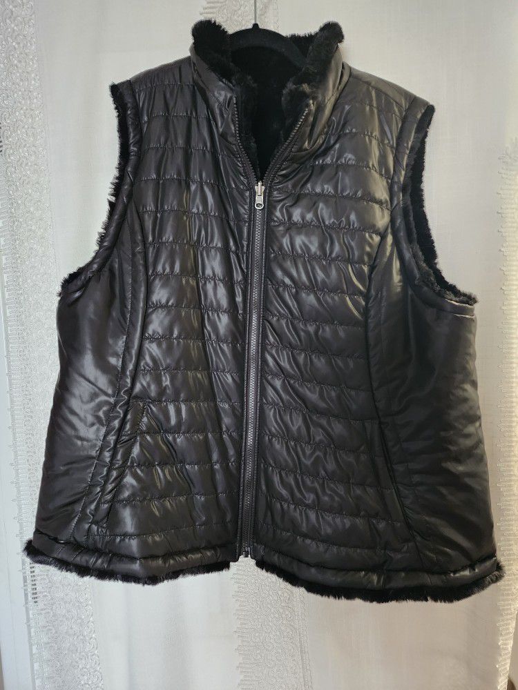 Black Faux Fur Puffer Vest, Women's Size Extra Large, Reversible Faux Fur Puffer Vest 